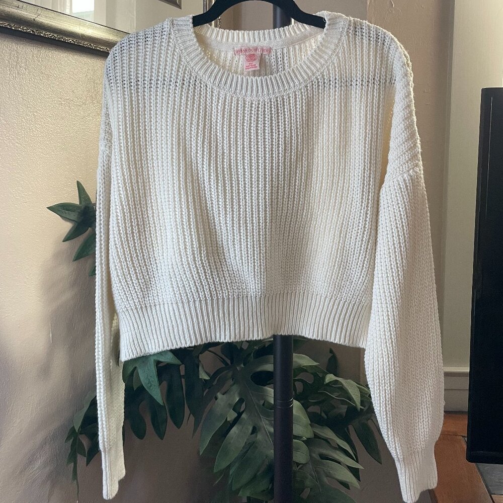 UO Cream Knit Cropped Crewneck Sweater - M